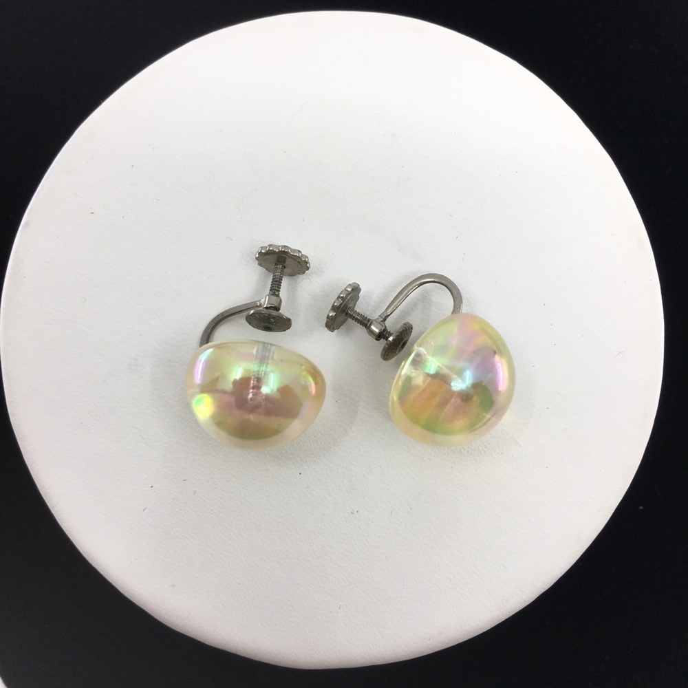 Vintage Signed Richelieu AB Screw Back Earrings Soap Bubble Aurora Borealis Old